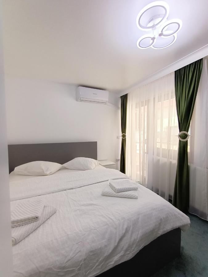 Casa Tiky Hotel Timişoara Buitenkant foto
