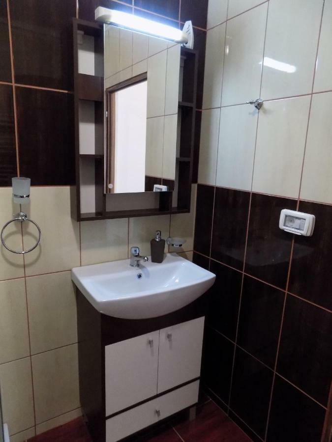 Casa Tiky Hotel Timişoara Buitenkant foto
